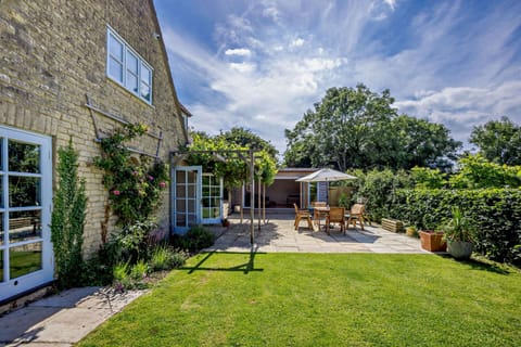 Five Stone Bridges Apartment in Bourton-on-the-Water