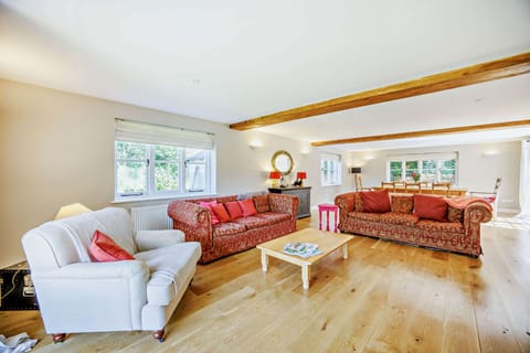 Five Stone Bridges Apartment in Bourton-on-the-Water