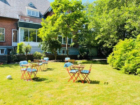 Aalto's Garden Apartment in Aalborg