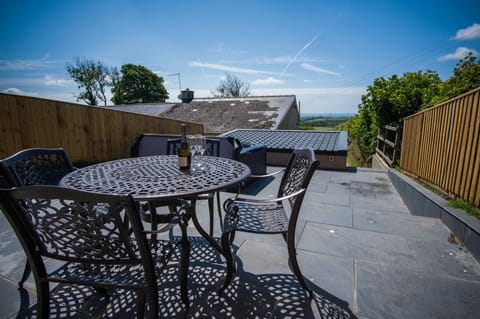 Daisies & Barley Apartment in Amroth