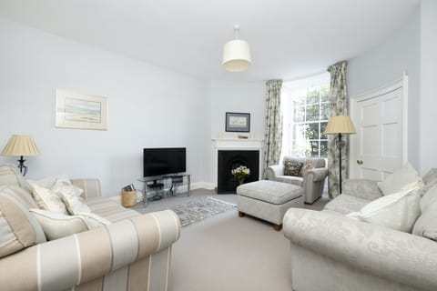New Town Charm Apartment in Edinburgh
