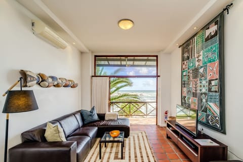 Infinite Number of Bays Apartment in Camps Bay