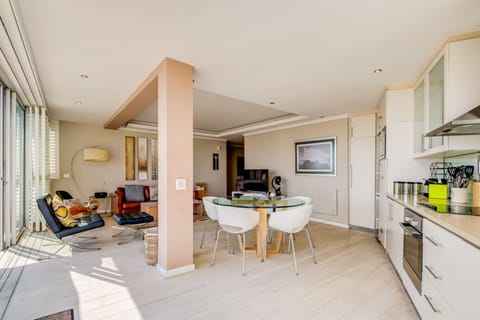 Light Above Apartment in Camps Bay