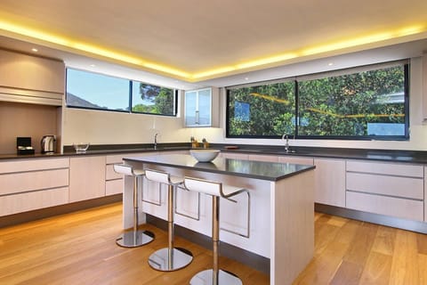 The Gaia Tree Apartment in Camps Bay