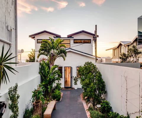 Other Side of Paradise Apartment in Camps Bay