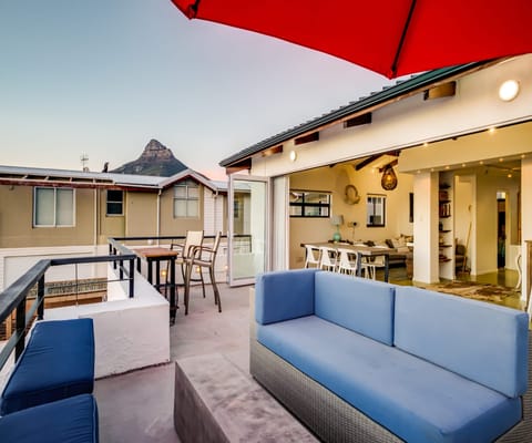 Other Side of Paradise Apartment in Camps Bay