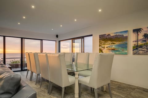 Sunset Sands Apartment in Cape Town