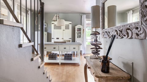 Hazy Days of Summer Villa in Pietrasanta