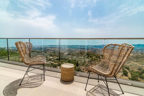 Queen of the Mountains Apartment in Mijas