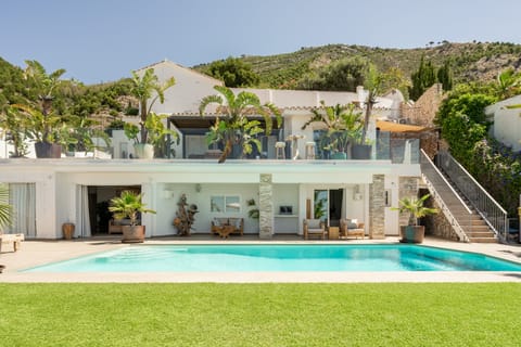 Queen of the Mountains Apartment in Mijas