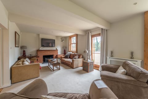 As Is Tradition Apartment in South Oxfordshire District