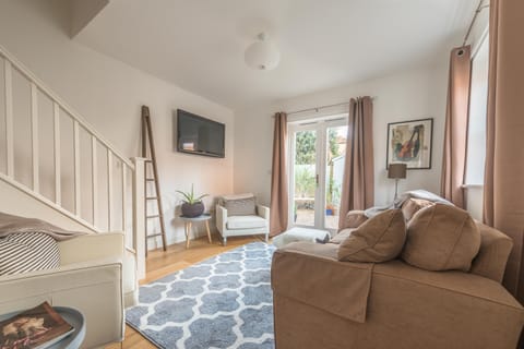 Good Mews Apartment in Henley-on-Thames