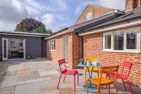 Country Coach House Apartment in Babergh District