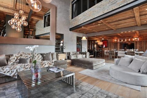 Dazzling Diamond Apartment in Megève