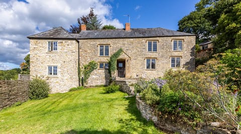 Fossil Ridge Apartment in East Devon District