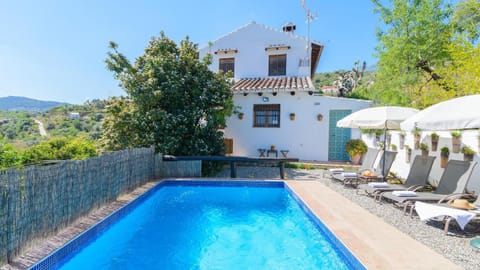 Amongst the Fruit Trees Apartment in Sierra de las Nieves