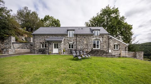The Valley Barn Apartment in Wales