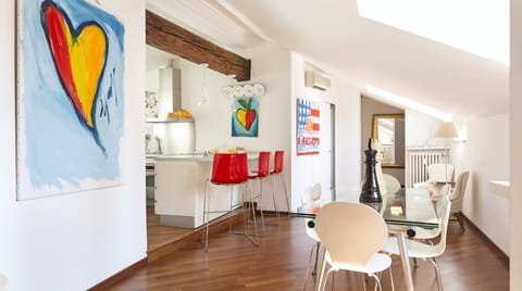 Mansardarte Apartment in Milan