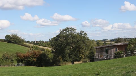 Rose Barn Cabin in Malvern Hills District