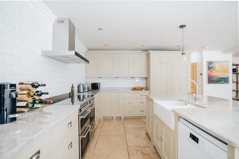 What's Your Pleasure? Apartment in Purbeck District