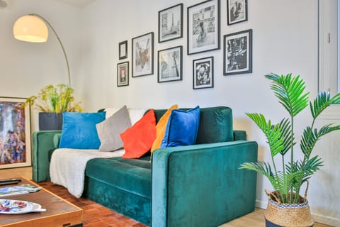 Brothers Under the Sun Apartment in Toulon