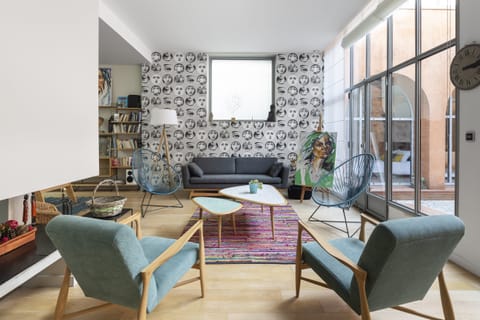 Coffee On The Patio Apartment in Nantes