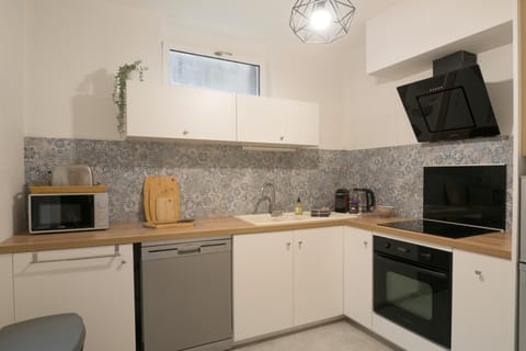 Merry Maritime Apartment in Honfleur