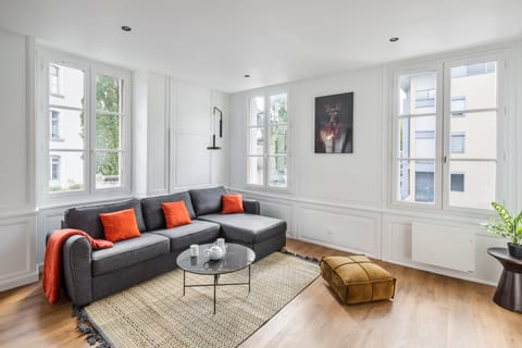 The Golden Acorn Apartment in Rennes