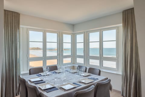 Can I Take Your Picture? Apartment in St-Malo