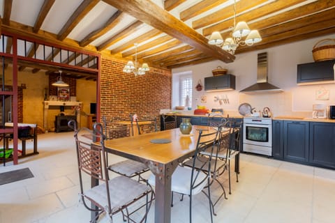 Français Farmhouse Apartment in Normandy