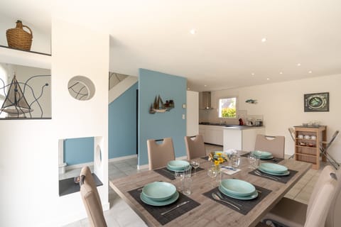 Sea Spray & Sailboats Apartment in Finistere