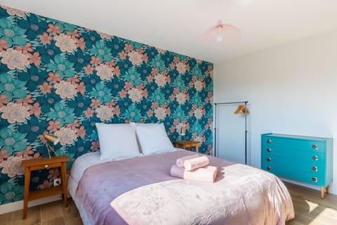 Flora & Forest Apartment in Brittany