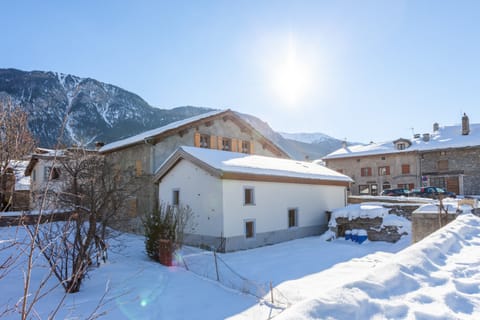 Snow Scene Apartment in Pralognan-la-Vanoise