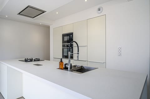 Garden's Light Apartment in Arradon