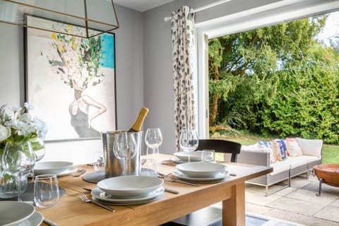 Head in the Flowers  House in Bath