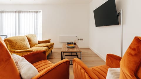 Velvet & Velour Apartment in Bath