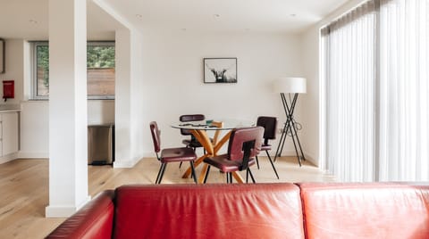 In Good Time Apartment in Bath