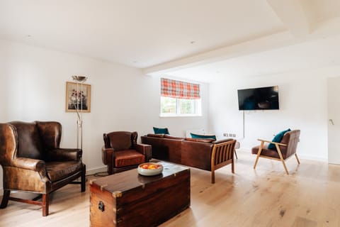 Comfortable Coze Apartment in Bath