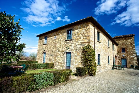 Vineyards & Red Earth Apartment in Castellina in Chianti