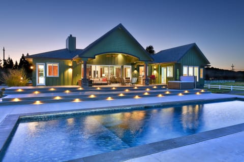 Life in the Valley Apartment in Russian River