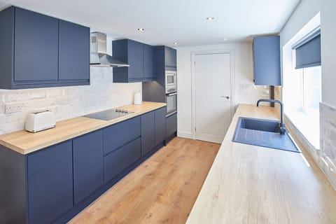 Something New, Something Blue Apartment in England