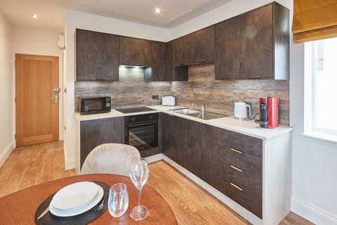 Golden Autumn Leaves Apartment in Saltburn