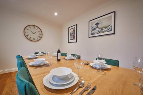 Warm of Winter Apartment in England