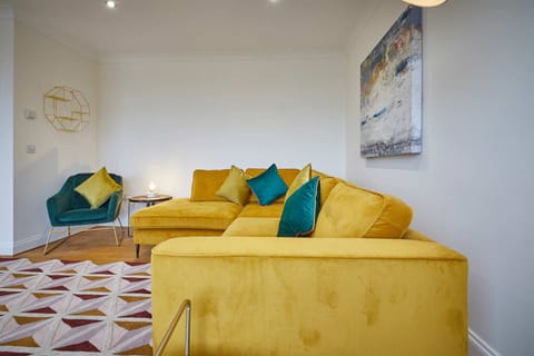 Warm of Winter Apartment in England