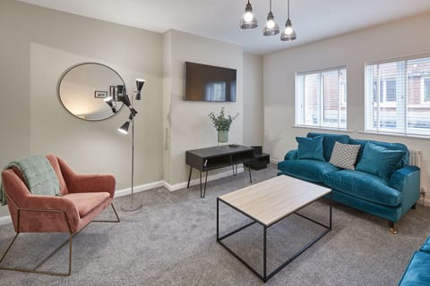 Five Go Down to the Sea Apartment in Whitby