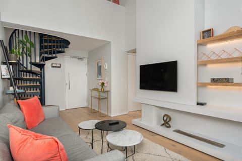 The Whisper of Waves Apartment in Sea Point