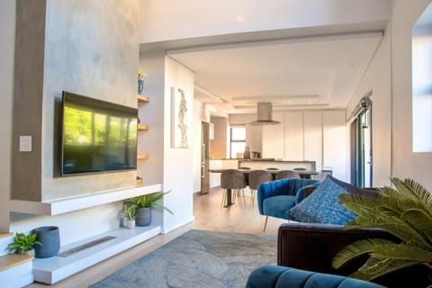 City & Sea Apartment in Sea Point