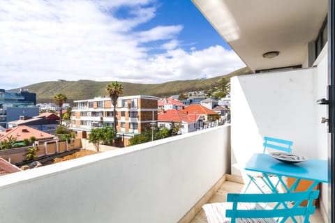 Lights on the Ocean Apartment in Sea Point