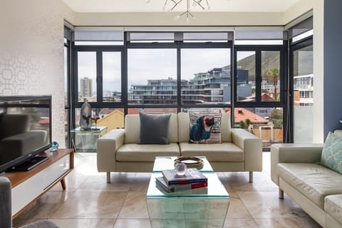 Lights on the Ocean Apartment in Sea Point