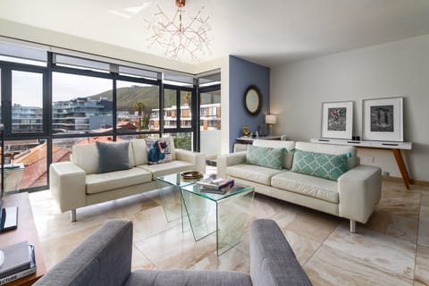 Lights on the Ocean Apartment in Sea Point